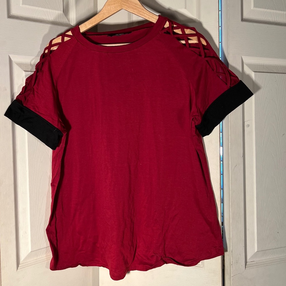 Se’Miu Red and Black Shirt Size XXL